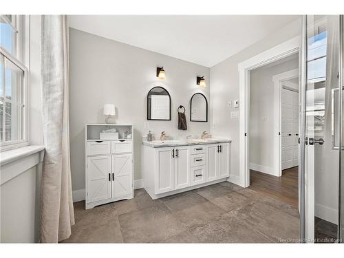 32 Rochefort St, Dieppe, NB 
