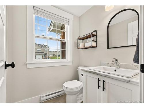 32 Rochefort St, Dieppe, NB 