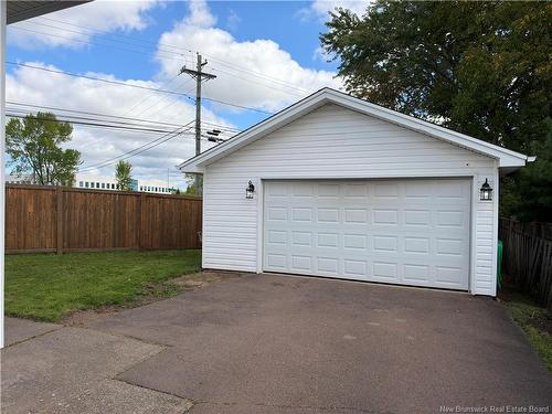 85 Ninth St, Moncton, NB 