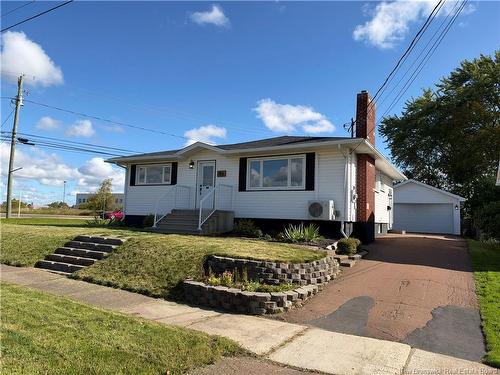 85 Ninth St, Moncton, NB 