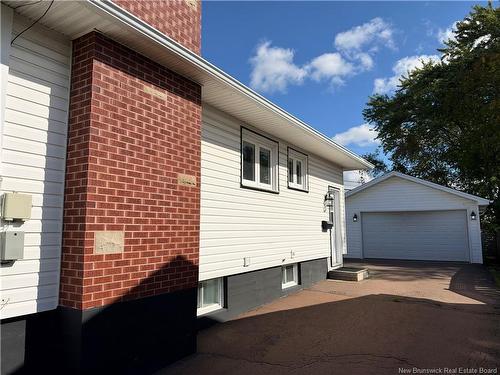 85 Ninth St, Moncton, NB 