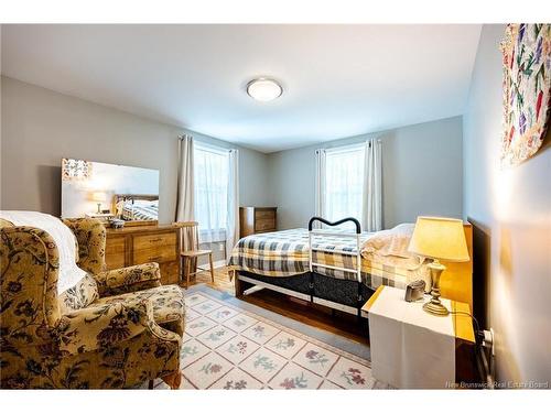 560 Squires St, Fredericton, NB 