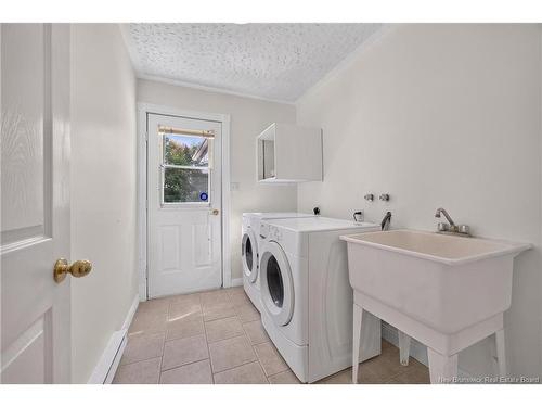 11 Baxter Crt, Fredericton, NB 
