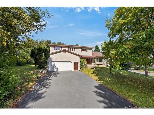 11 Baxter Crt, Fredericton, NB 