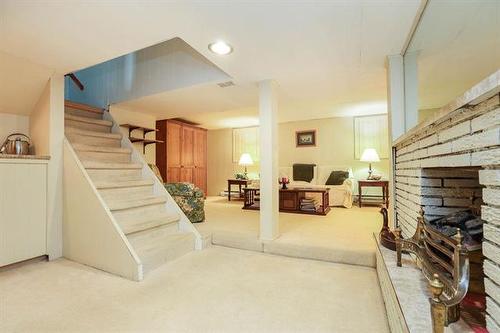 431 Queenston St, Winnipeg, MB 