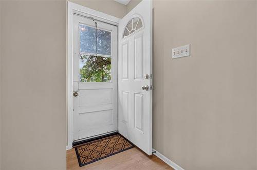 435 Springfield Rd, Winnipeg, MB 