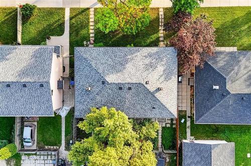 435 Springfield Rd, Winnipeg, MB 