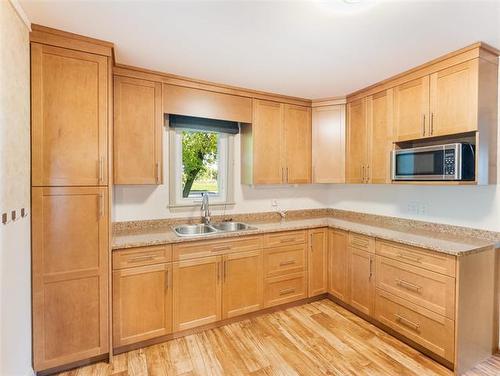 548 Superior Ave, Selkirk, MB 