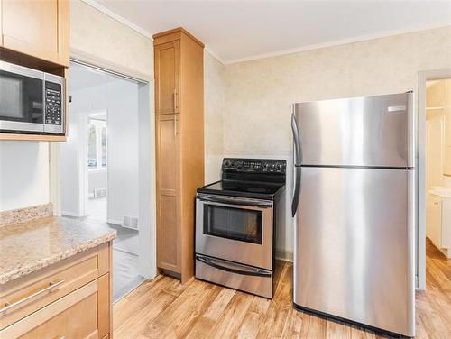 548 Superior Ave, Selkirk, MB 