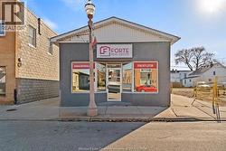 1145 ERIE STREET East Windsor, ON N9A 3Z4