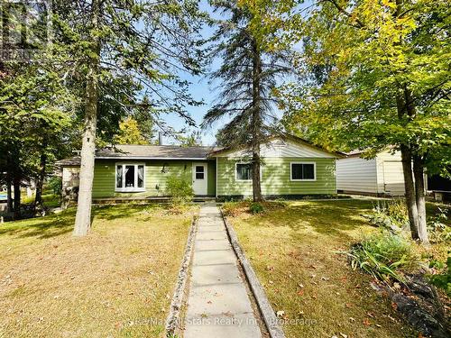 16 PENINSULA COURT  Trent Lakes, ON K0M 1A0
