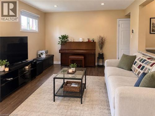 Additional content - 73 Larkspur Crescent, Kitchener, ON 