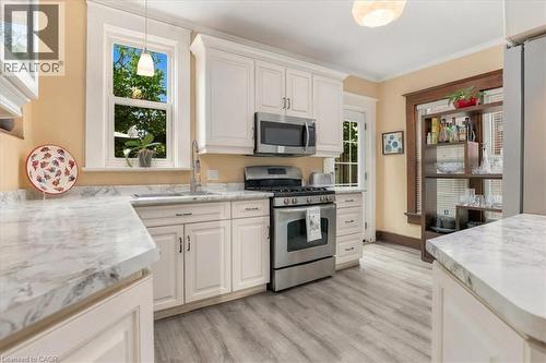 147 Park Street, Waterloo, ON 