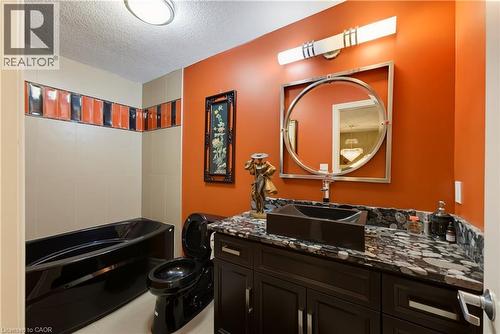 123 Oak Park Drive, Waterloo, ON 
