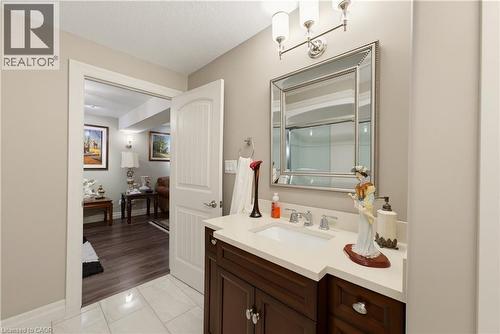 123 Oak Park Drive, Waterloo, ON 