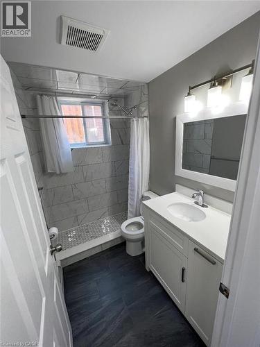22 HEIMAN Street Unit# 1 , Kitchener, Ontario N2M 3L6 5