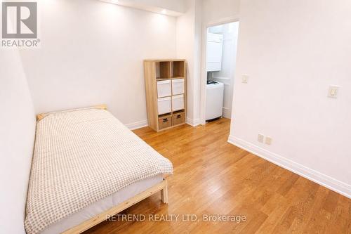 205 - 2737 KEELE STREET , Toronto, Ontario M3M 2E9 4