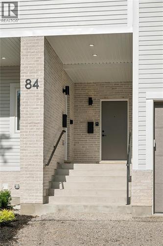 82 Chalmers Street N, Cambridge, ON 