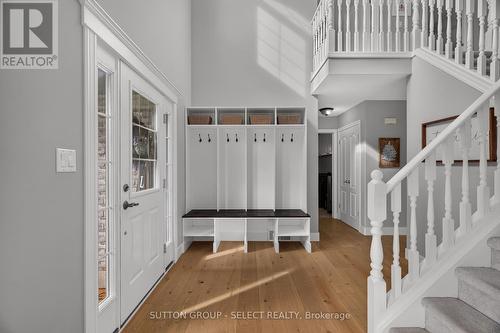 Foyer with convenient built-ins - 121 Tanoak Drive, London North (North E), ON 
