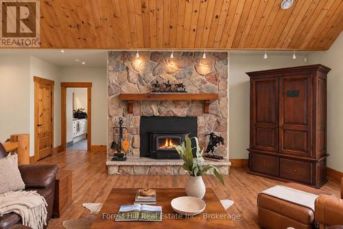 2623 Con 10 N Nottawasaga Side Road N, Clearview, ON 