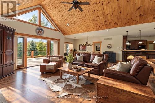 2623 Con 10 N Nottawasaga Side Road N, Clearview, ON 