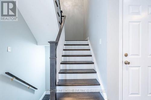 27 Panorama Way, Hamilton, ON 