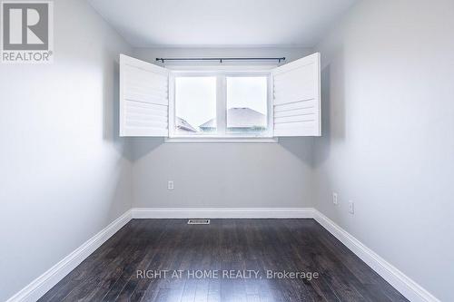 27 Panorama Way, Hamilton, ON 