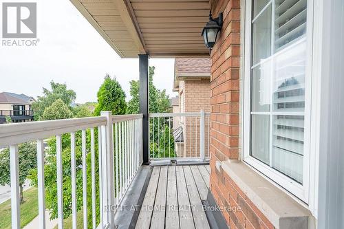 27 Panorama Way, Hamilton, ON 