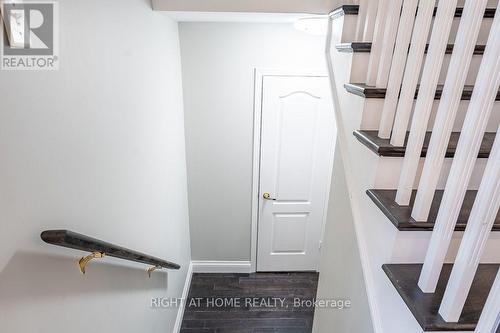 27 Panorama Way, Hamilton, ON 