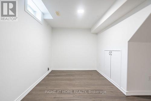 27 Panorama Way, Hamilton, ON 