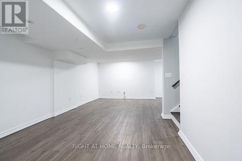 27 Panorama Way, Hamilton, ON 