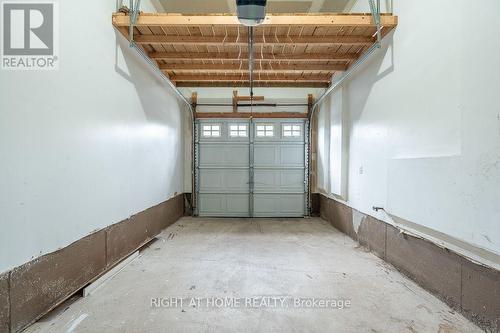 27 Panorama Way, Hamilton, ON 