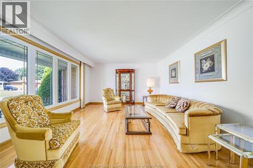 2506 Longfellow Avenue, Windsor, ON 