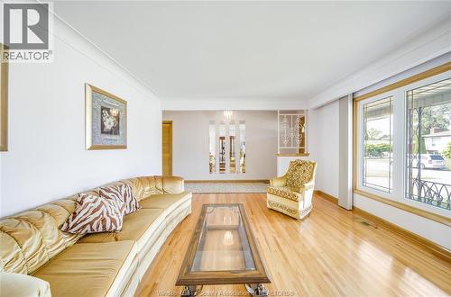 2506 Longfellow Avenue, Windsor, ON 