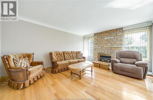 2506 Longfellow Avenue, Windsor, ON 