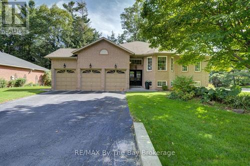 17 Downer Crescent, Wasaga Beach, ON 