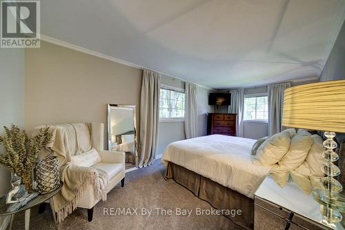 17 Downer Crescent, Wasaga Beach, ON 