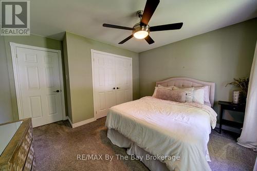 17 Downer Crescent, Wasaga Beach, ON 