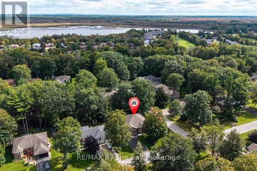 17 Downer Crescent, Wasaga Beach, ON 