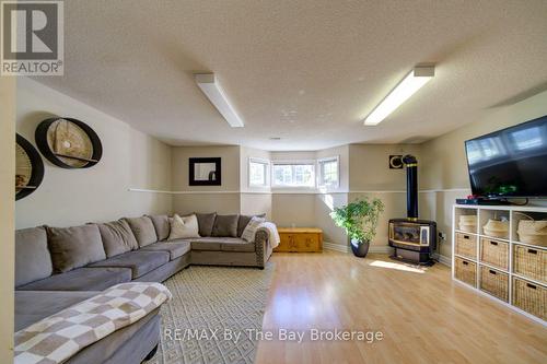 29 Downer Crescent, Wasaga Beach, ON 