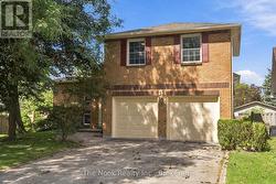 45 BERNICK CRESCENT Whitchurch-Stouffville (Stouffville), ON L4A 6C6