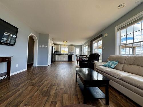 153 Burkes Rd., French Cove, NS 
