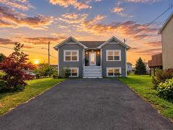 4 Takouhie Court  Eastern Passage, NS B3G 0C6