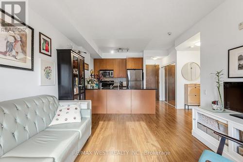 402 - 4196 Dundas Street W, Toronto, ON 