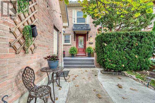 301 Kingsbridge Garden Circle, Mississauga, ON 