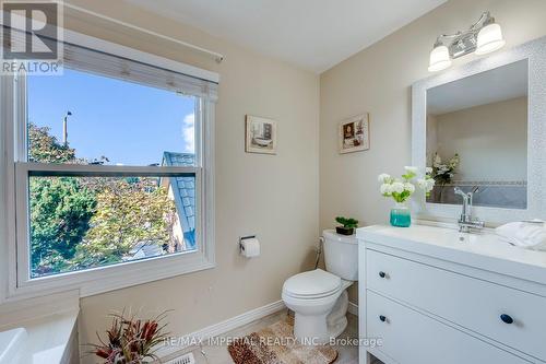 301 Kingsbridge Garden Circle, Mississauga, ON 