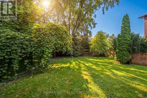 32 Pine Avenue N, Mississauga, ON 