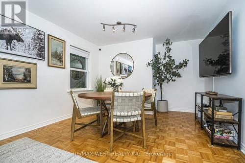 32 Pine Avenue N, Mississauga, ON 
