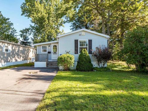 14 Olympic Avenue, New Minas, NS 