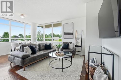 311 - 1600 Charles Street, Whitby, ON 